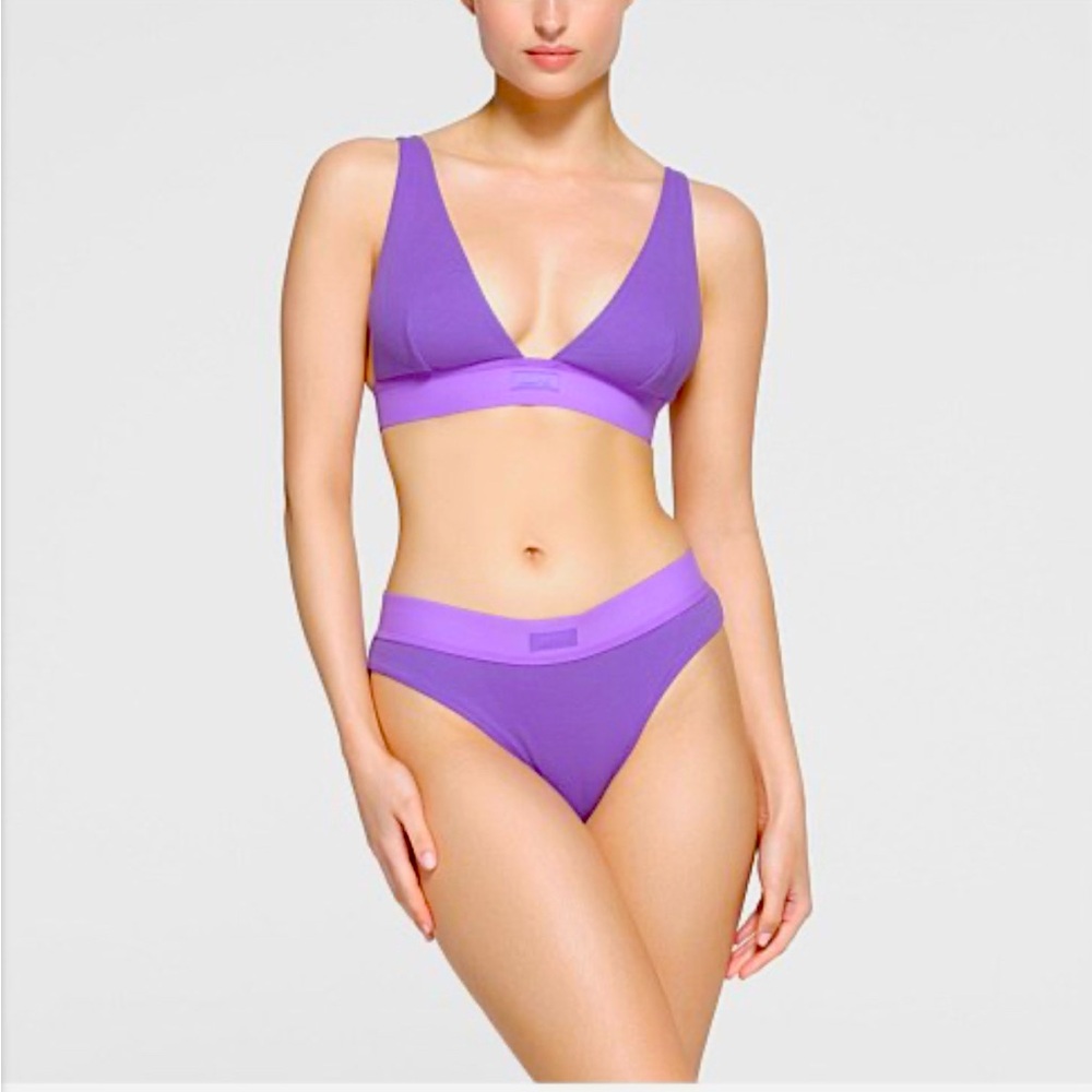 SKIMS Stretch Cotton Rib Plunge Bralette - Ultraviolet - Size L NWOT‎